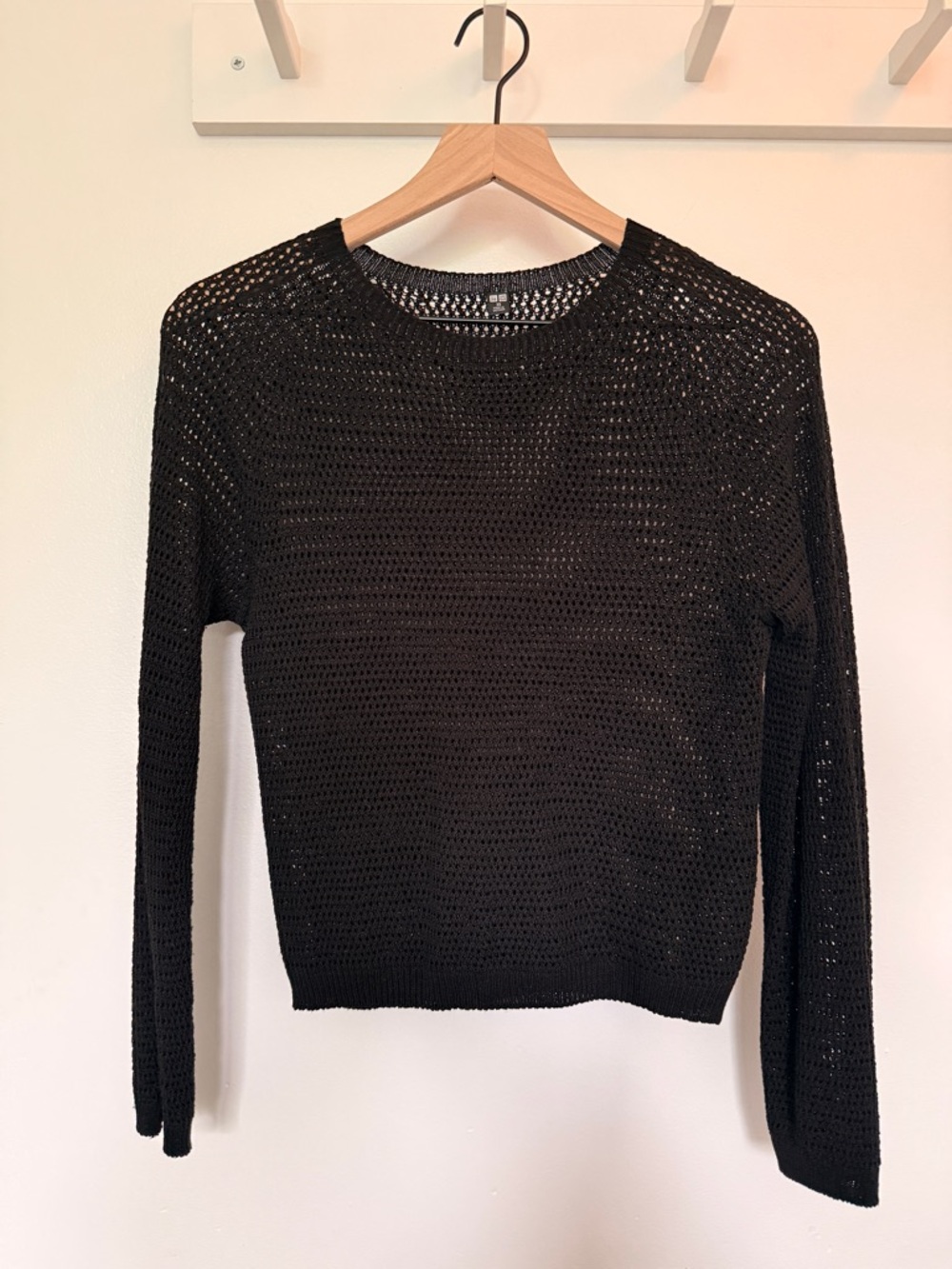UNIQLO Women's Lightweight Open-Knit Crewneck Sweater - Black - Size XS